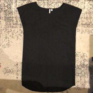 Frenchi Flowy black layering shirt/dress medium